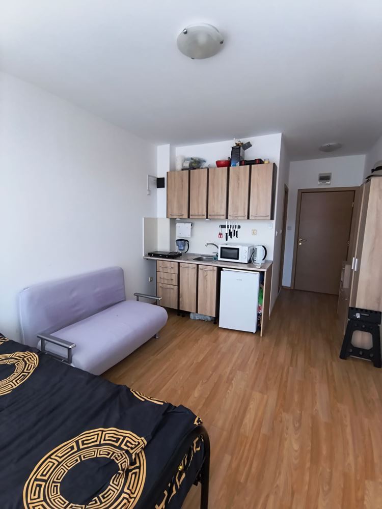 Exclusively furnished studio in a gated complex with rich infrastructure and a peaceful atmosphere