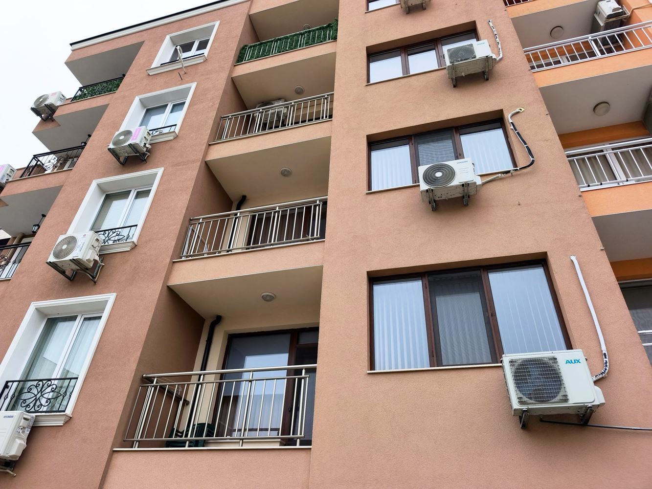 Cozy one-bedroom apartment in the new district of Nessebar – no maintenance fee