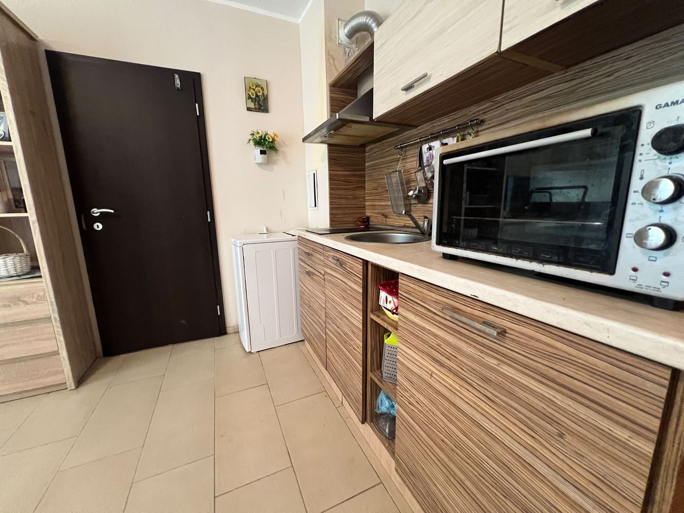 Attractive One-Bedroom Apartment Surrounded by Greenery in a Club Complex in Sunny Beach