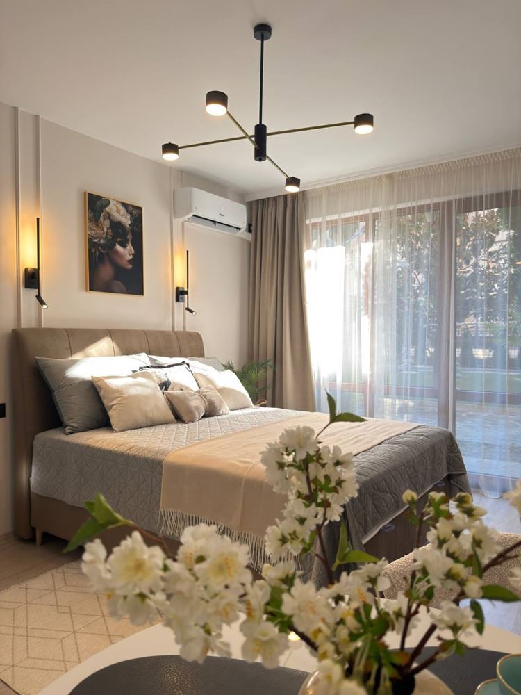 Stylish and cozy apartment with direct access to the pool – modern studio in a gated complex, 300 m from the sea