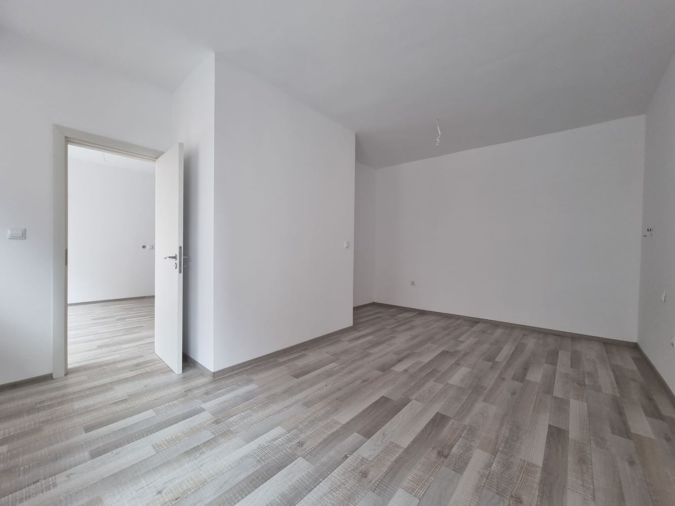 One-bedroom apartment in Sveti Vlas with no maintenance fee – comfort and tranquility 400 m from the sea