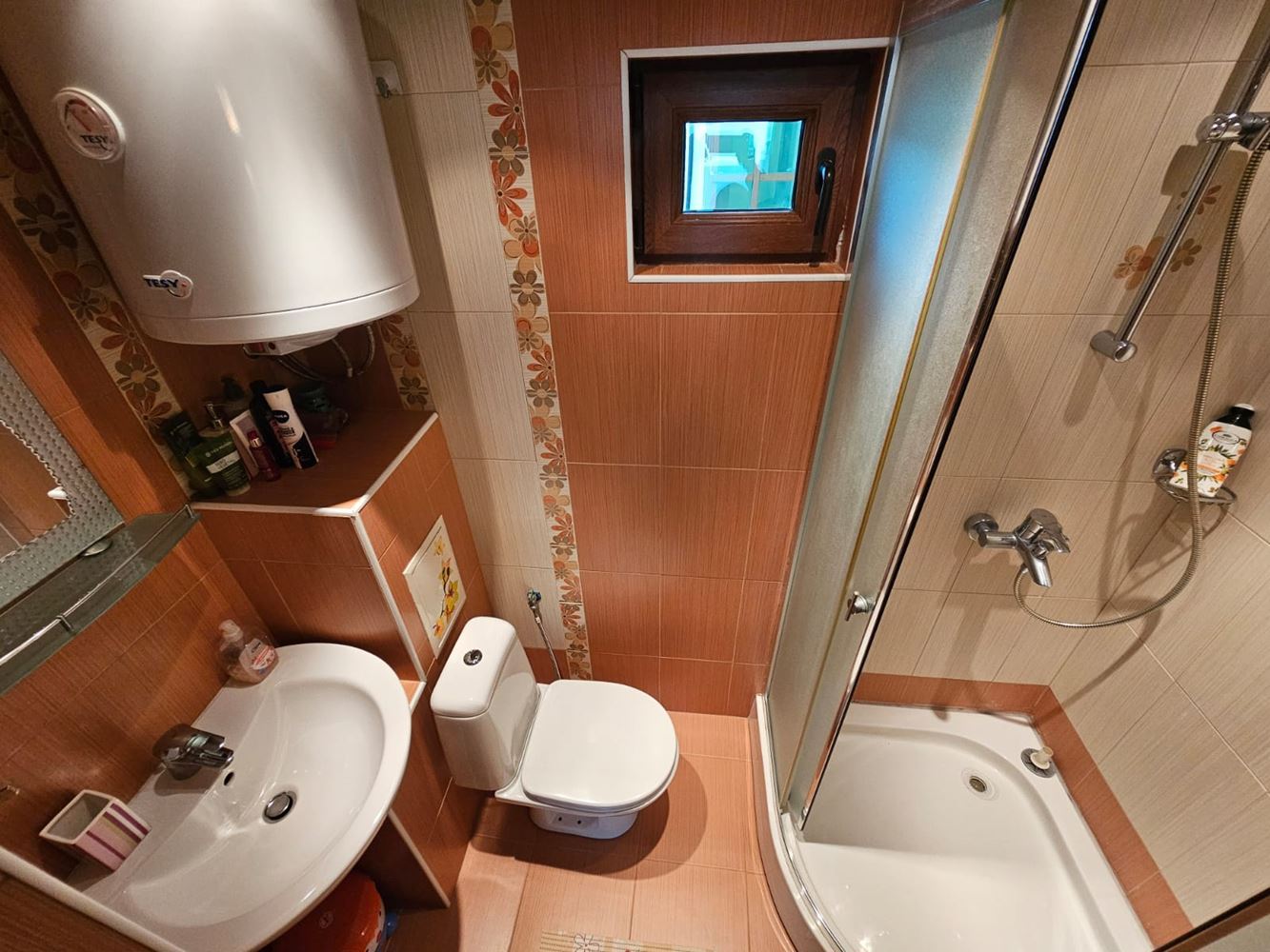 Spacious three-room apartment on the first line of the sea in Sozopol with a unique panoramic terrace
