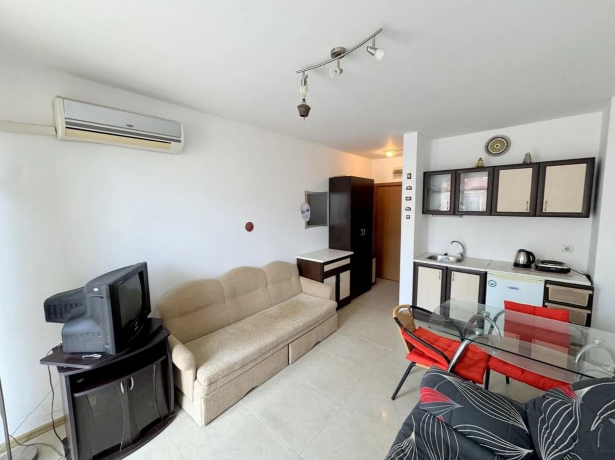 Studio 50 Meters from the Sea in Ravda – An Excellent Opportunity for Your Own Seaside Home and Investment