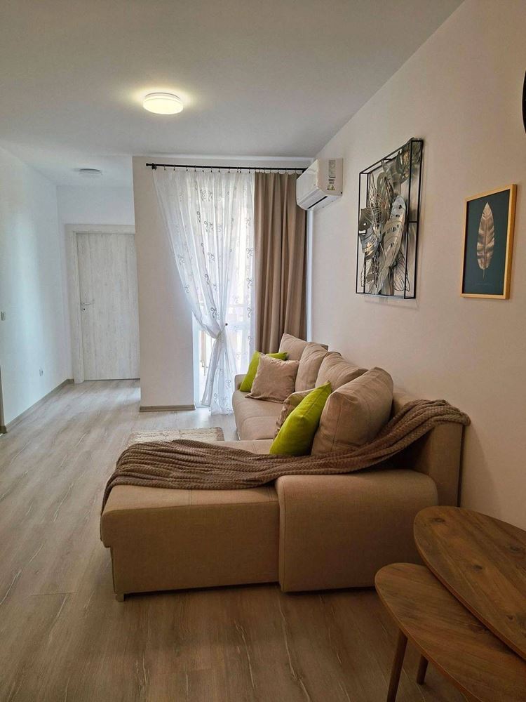 Stylish one-bedroom apartment with low maintenance fee in Sunny Beach – comfort, security and an excellent seaside investment