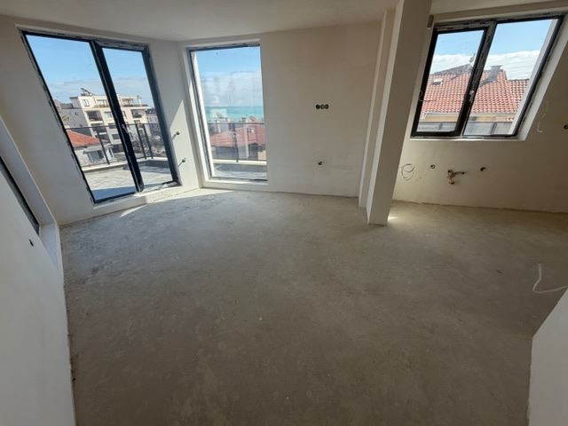 Spacious two-bedroom apartment with sea view in Sarafovo – ready to move in with Act 16