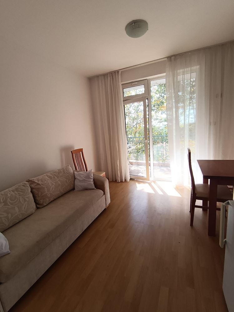 Practical Fully Equipped Studio in an Established Seaside Resort with Developed Infrastructure