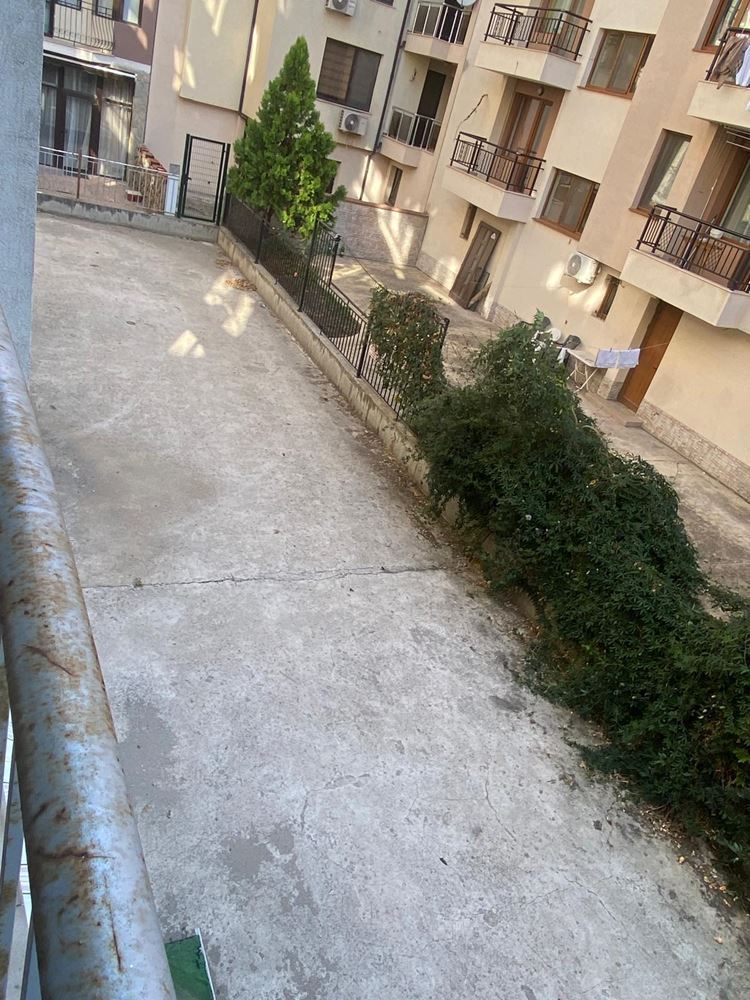 Furnished One-Bedroom Apartment 50 m from the Sea in Pomorie