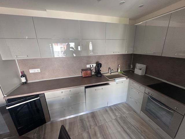 Penthouse with Panoramic Sea View and Private Beach Access in Sveti Vlas