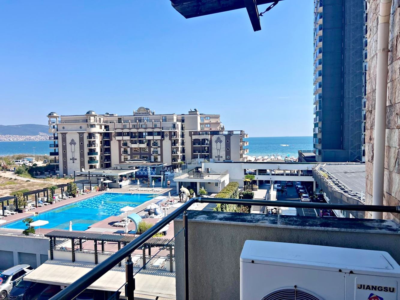 One-Bedroom Apartment with Panoramic Sea View on the First Line – Spacious Apartment in Sunny Beach