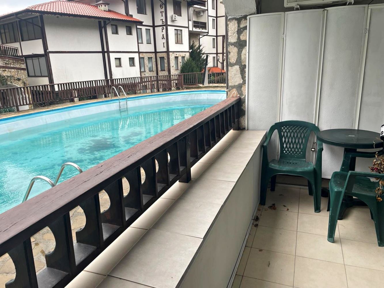 Luxury and tranquility on the first sea line in Sveti Vlas – spacious one-bedroom apartment with pool view