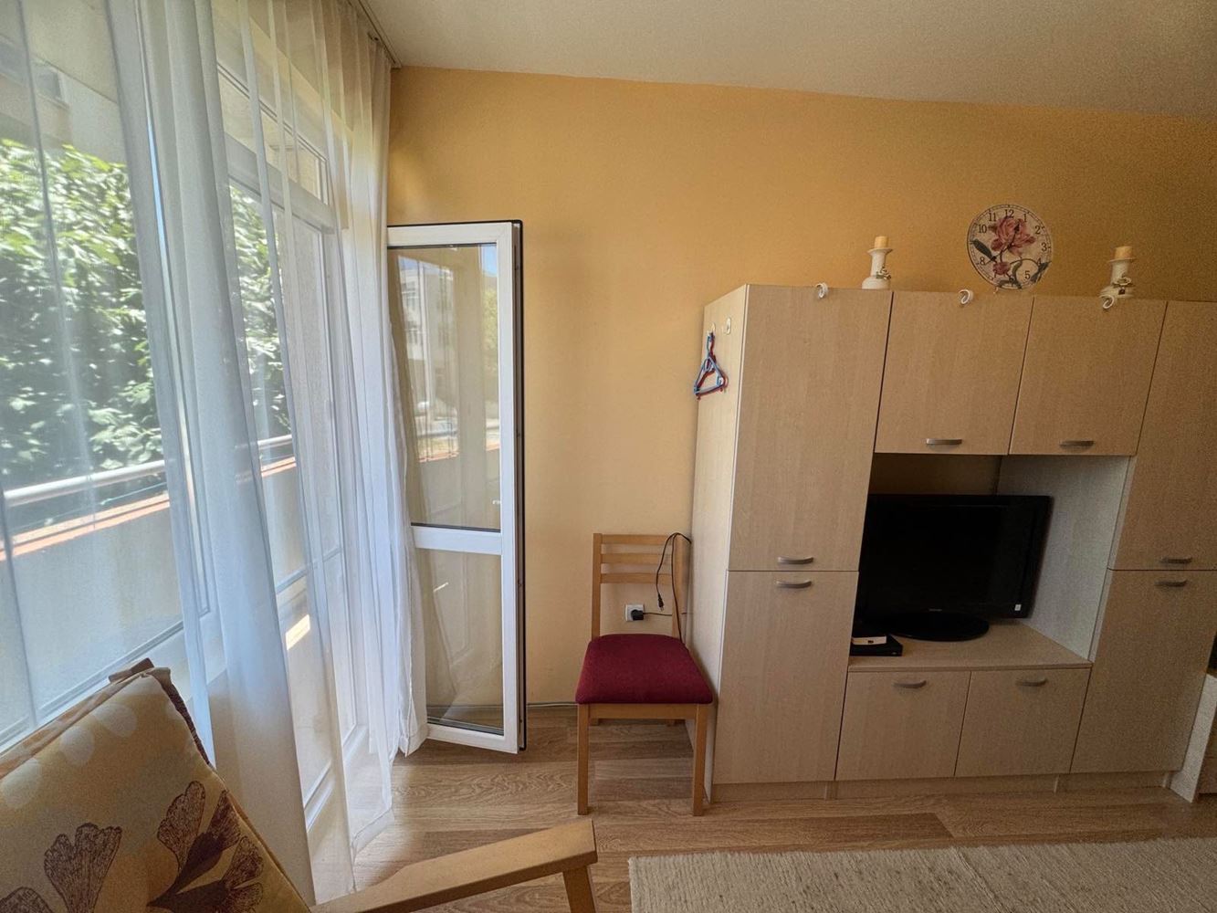 One-bedroom apartment in the Old Town of Pomorie – fully furnished, in a residential building and ready to move in