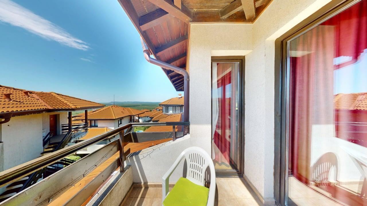 Spacious One-Bedroom Apartment with Sea Views in the Sunny Beach Area