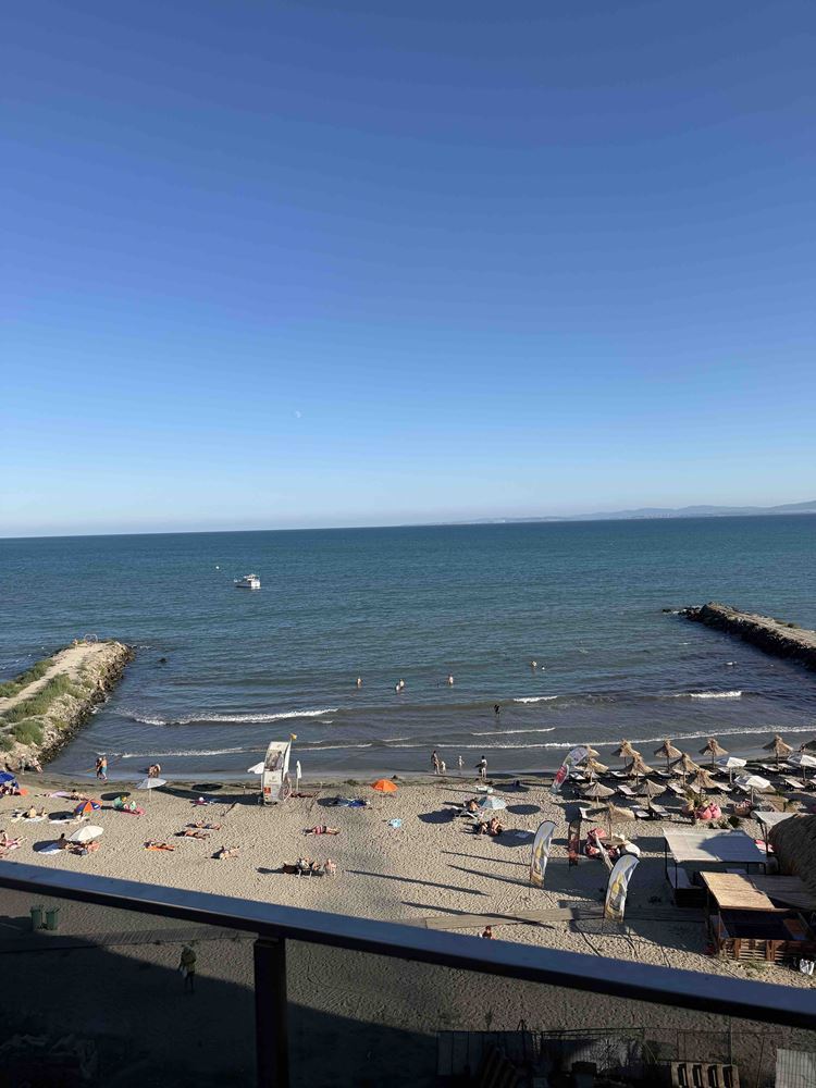 Three-room Apartment with Panoramic Sea Views in Pomorie – First Line to the Sea, South Beach and No Maintenance Fee!