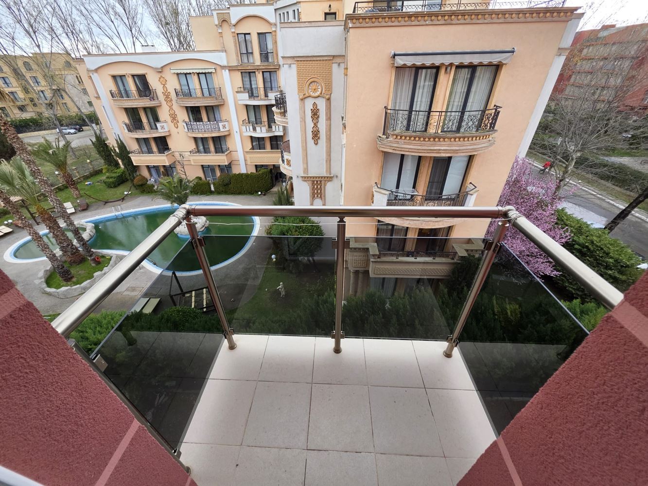Compact Furnished Studio in a Well-Maintained Complex in Sunny Beach – Excellent Seaside Investment