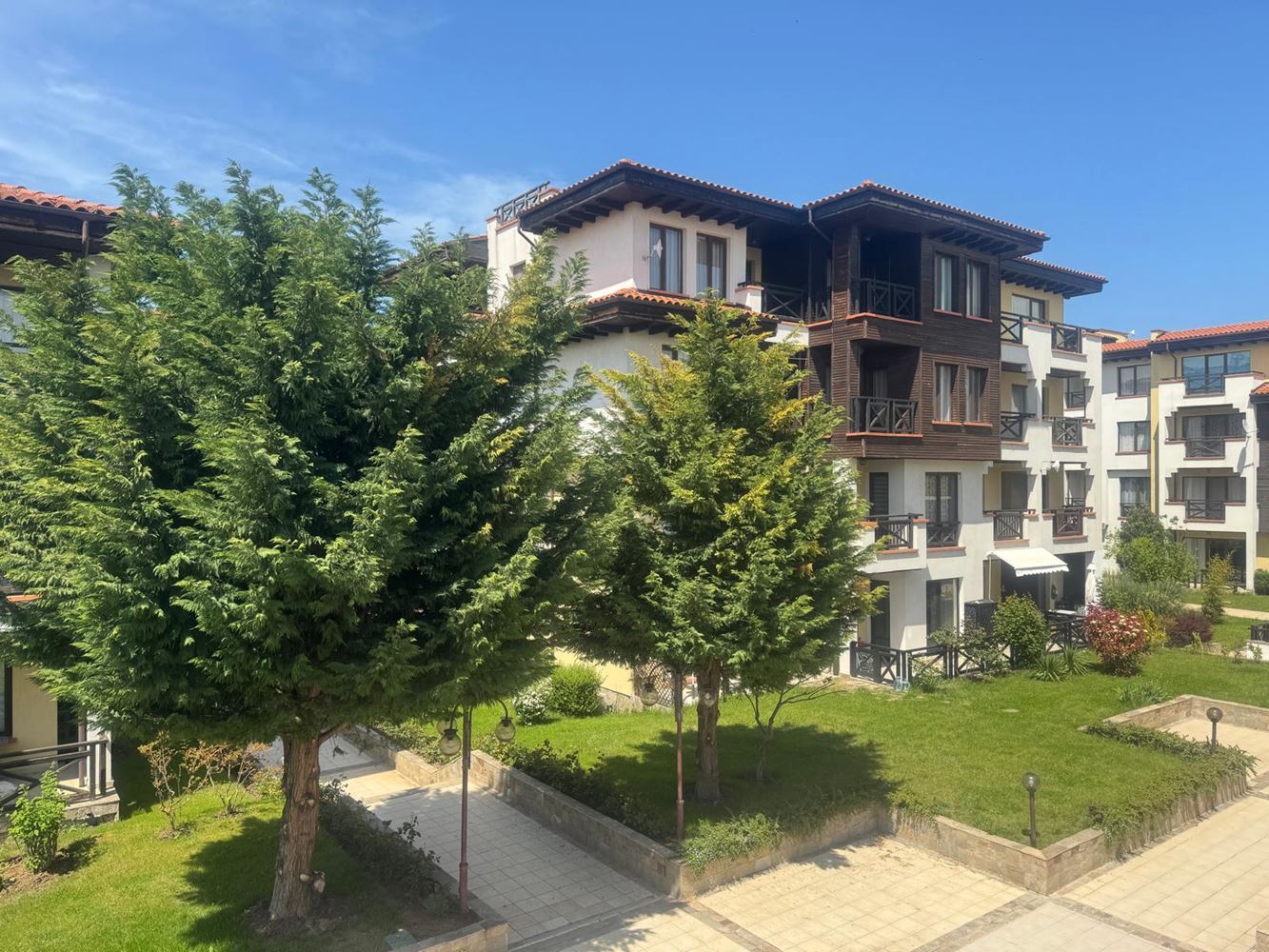 Dream home by the sea – two-bedroom apartment with an excellent location and amenities