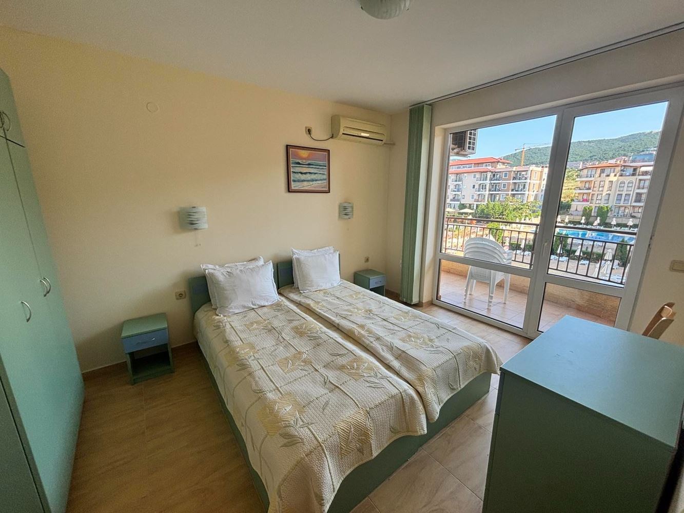 One-Bedroom Apartment with Partial Sea View – Just a 3-Minute Walk from the Beach in Sveti Vlas