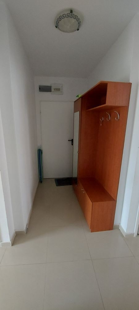 One-Bedroom Apartment in Sveti Vlas with a Low Maintenance Fee and Year-Round Amenities