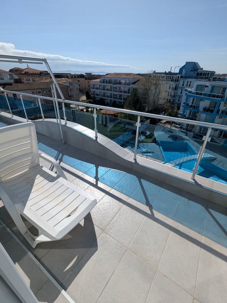 Cozy one-bedroom apartment with partial sea view in Nessebar