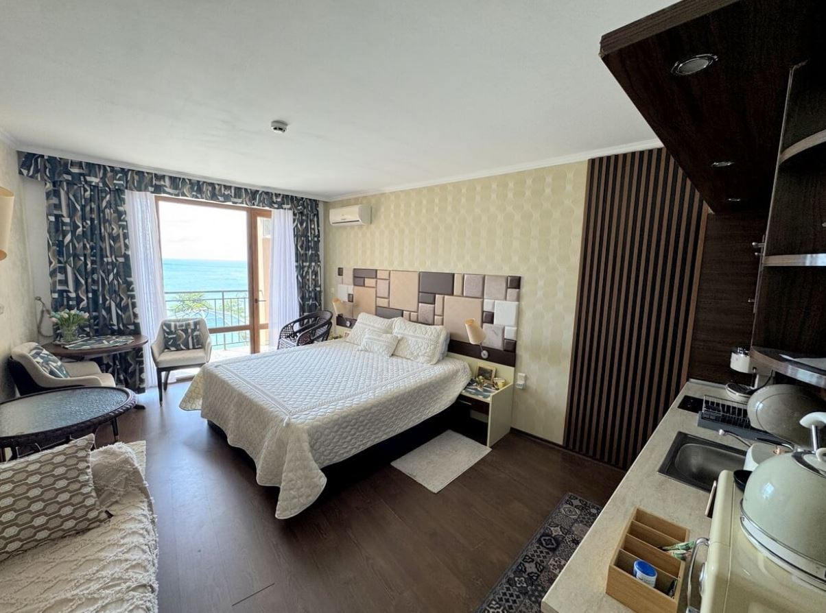Luxury Studio with Sea View in the Heart of Sveti Vlas
