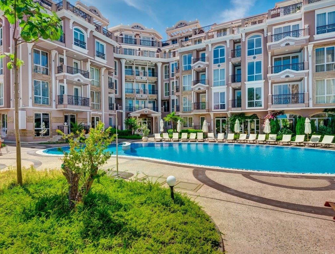 Luxury Studio with Large Veranda in a Prestigious Complex in Sunny Beach – Comfort, Greenery and SPA Relaxation