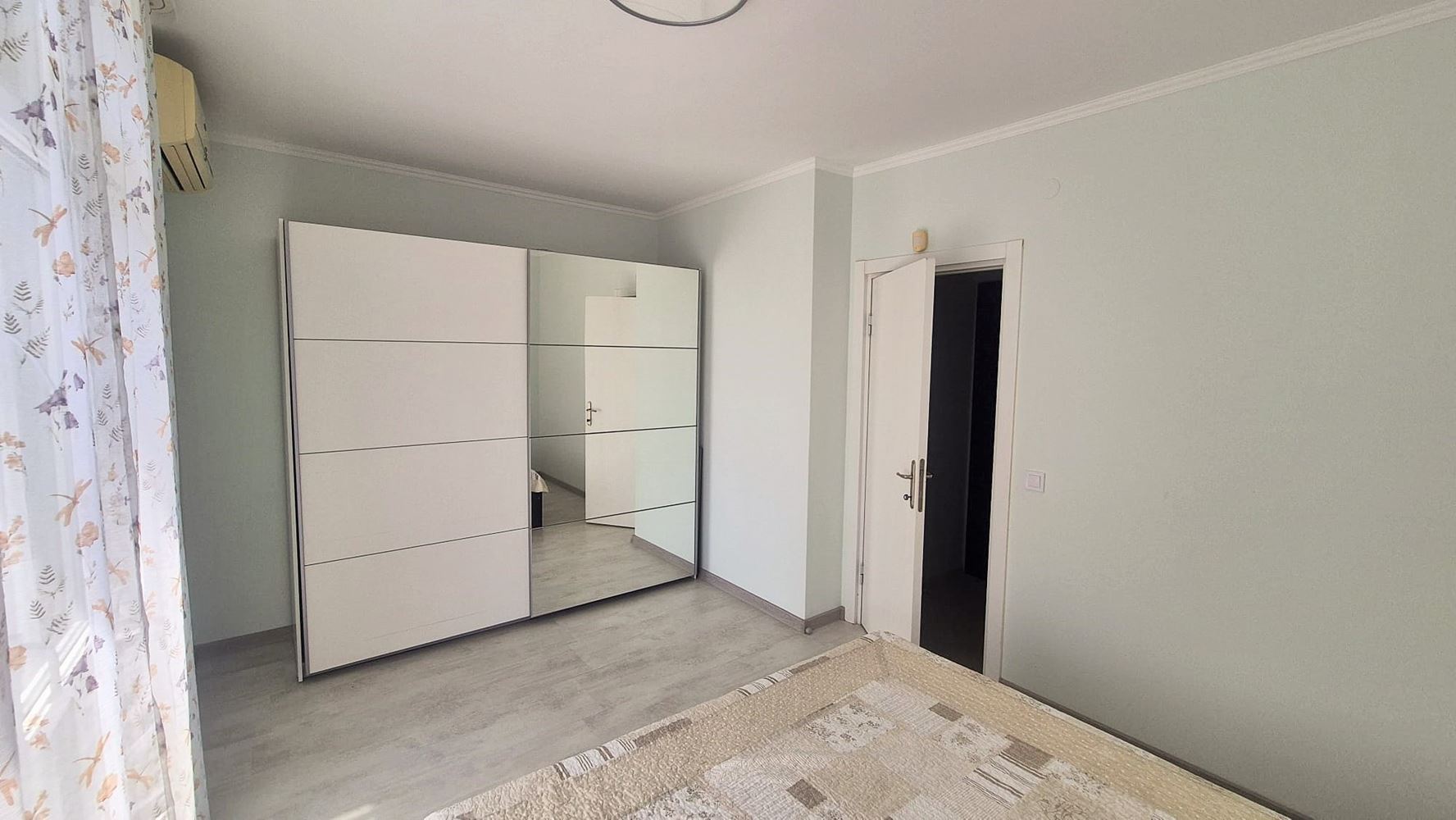 Stylish One-Bedroom Apartment with New Furnishings in the Cocoa Beach Area – Ready to Move In