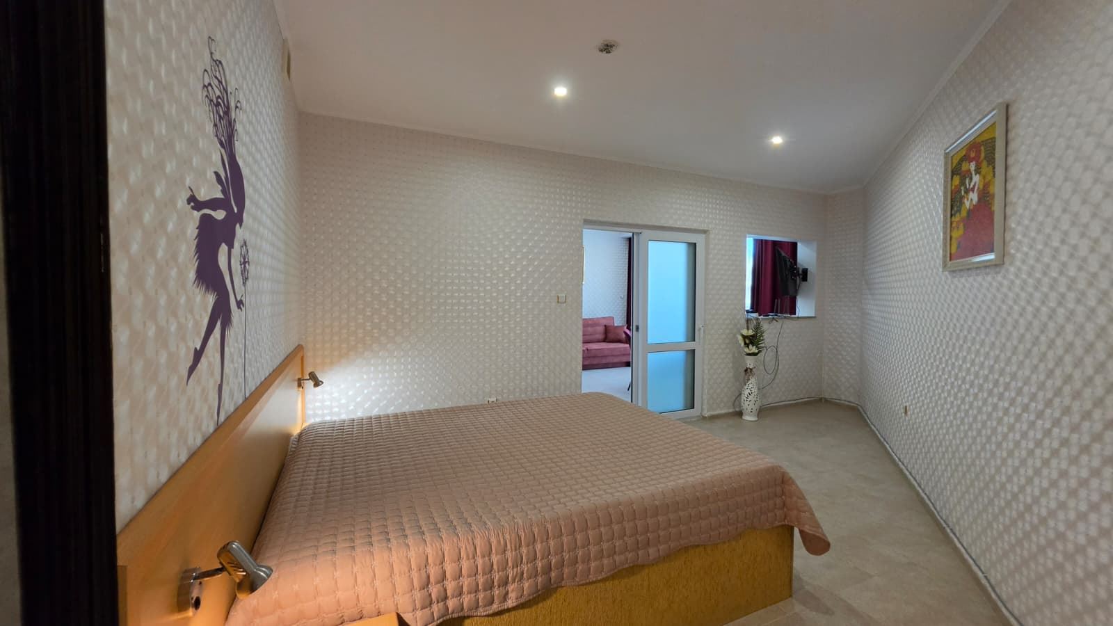 Spacious One-Bedroom Apartment Just 100 Metres from the Beach in Sunny Beach – An Excellent Choice for Living and Investment