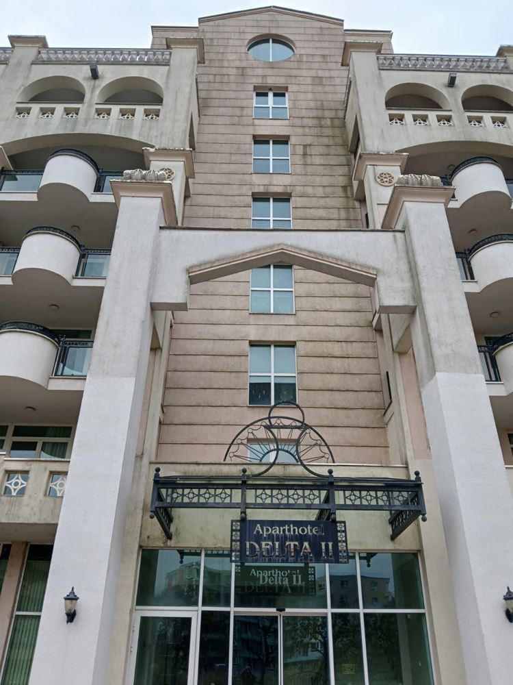 Attractive One-Bedroom Apartment on the First Line by the Sea in Pomorie – Comfort, Swimming Pools and Spa Facilities