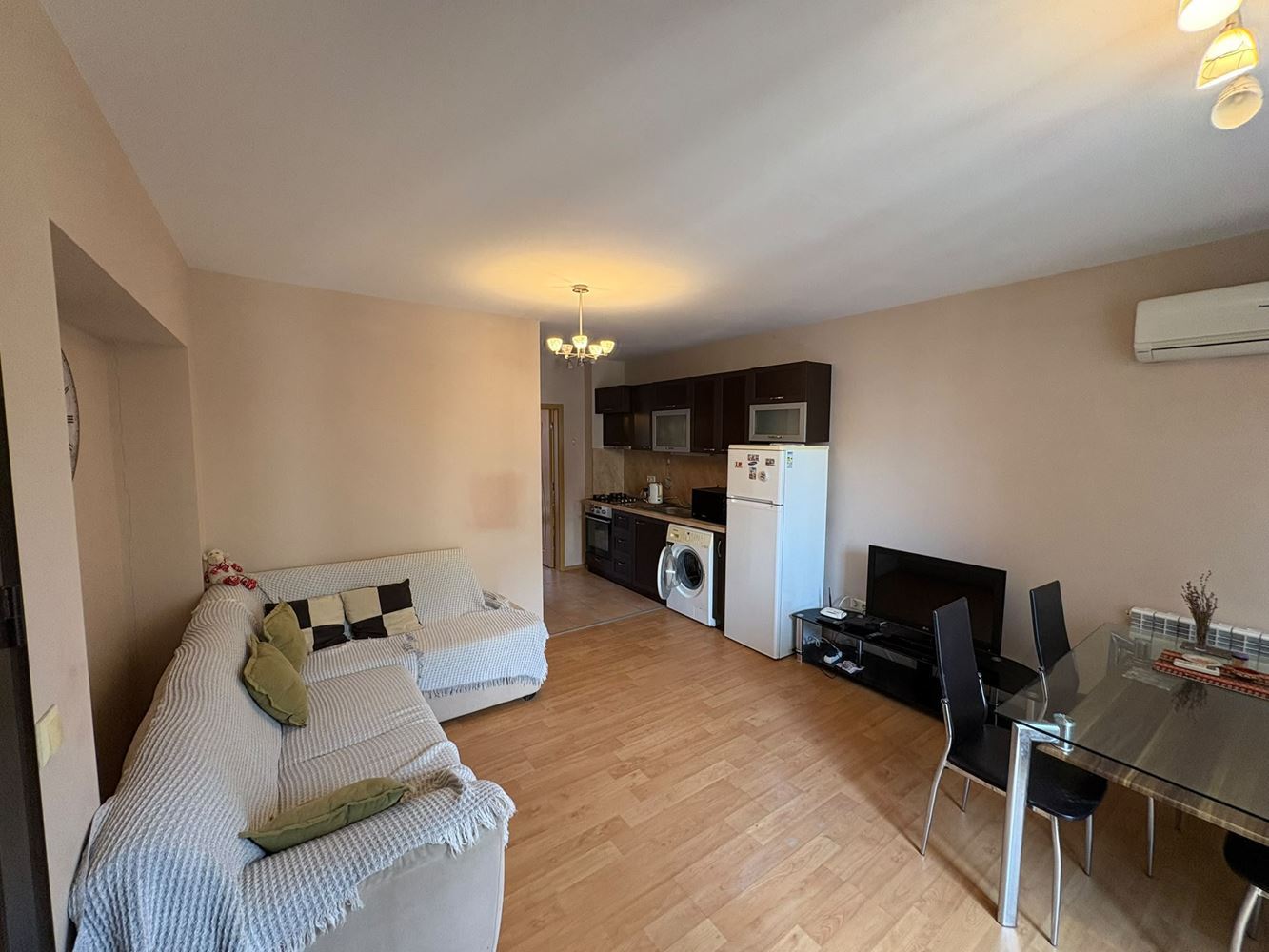 One Bedroom Apartment, 50 Metres from the Sea in Pomorie