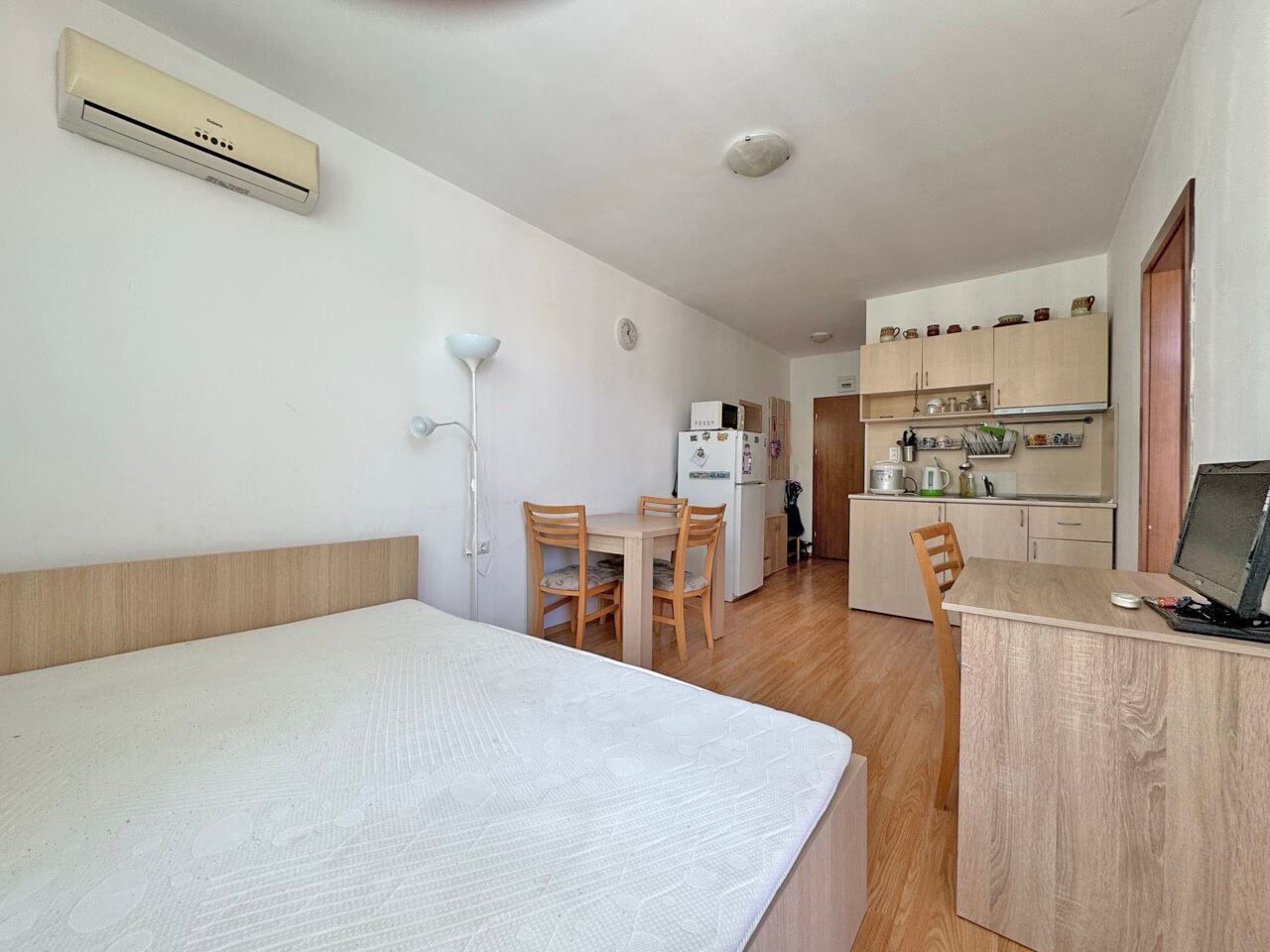 Bright One-Bedroom Apartment with Pool View in an Excellent Well-Maintained Complex in Sunny Beach