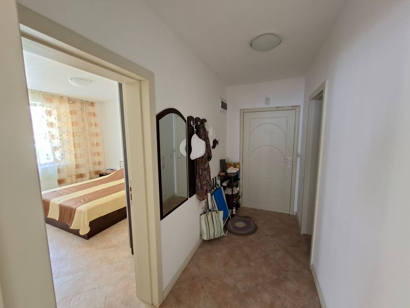 Spacious one-bedroom apartment in Sveti Vlas with no maintenance fee – excellent location, beautiful property by the sea