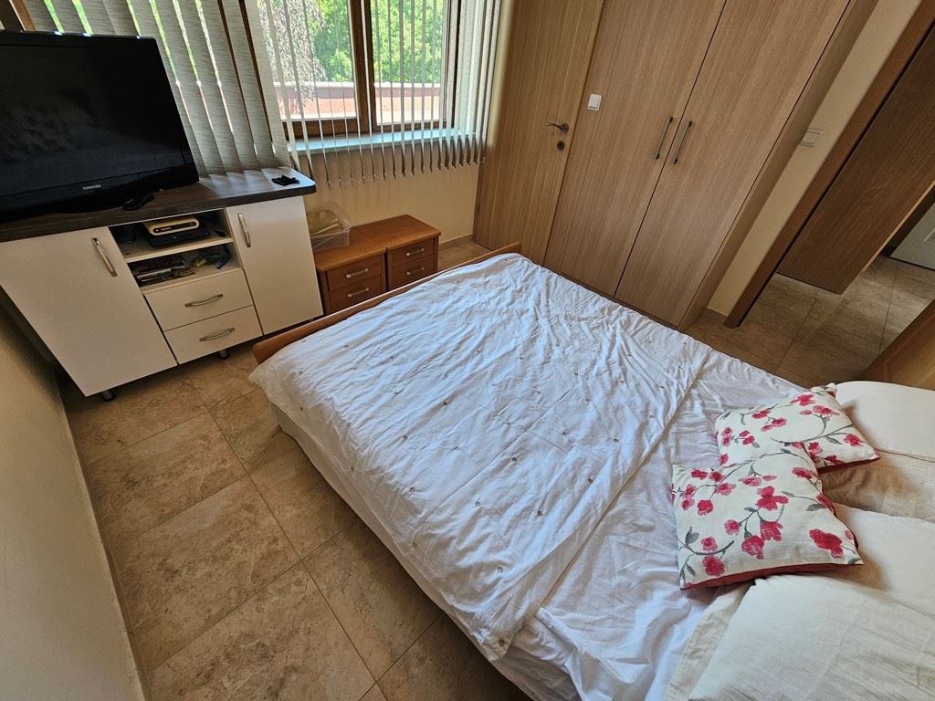 Panoramic Two-Bedroom Apartment Just Steps from the Beach in Elenite with Incredible Bay View