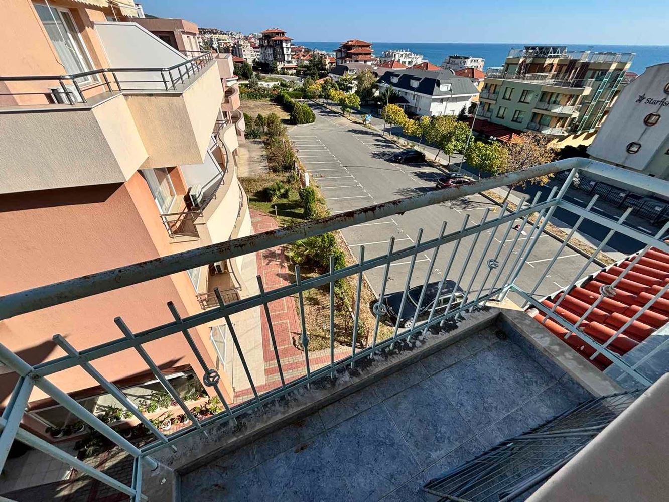 Panoramic sea-view three-bedroom? apartment in Sveti Vlas