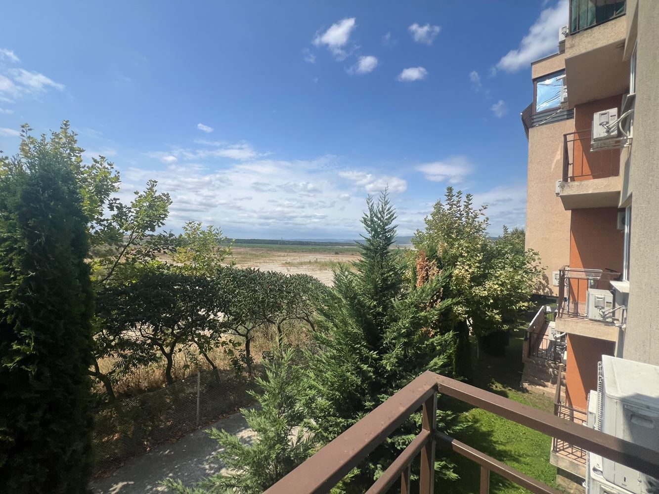 Small One-Bedroom Apartment in a Green and Peaceful Complex in Sunny Beach