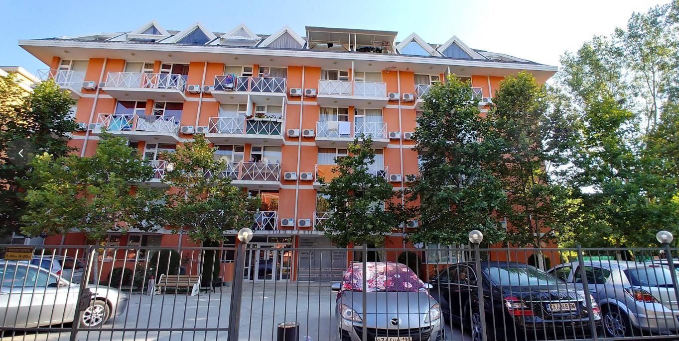 Cozy Apartment with One Bedroom in a Modern Complex 500 Metres from the Beach in Sunny Beach
