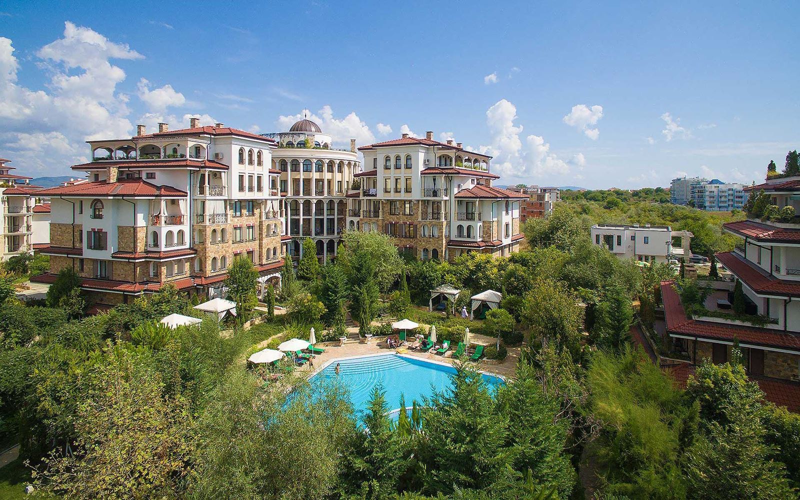 Unique duplex apartment in a premium-class complex in the town of Nessebar