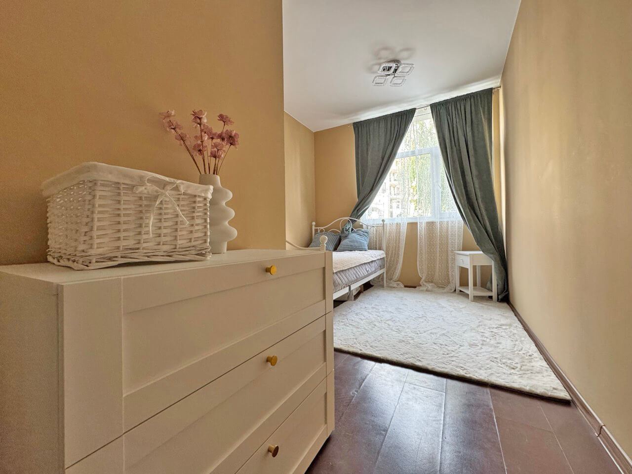 Spacious two-bedroom apartment with pool view in Sunny Beach