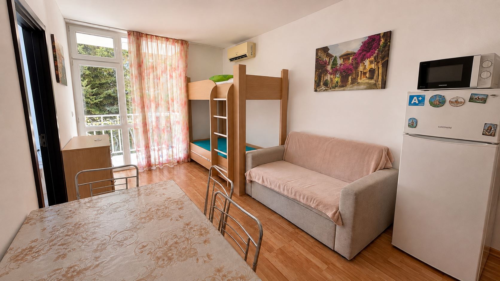 Cozy One-Bedroom Apartment with Pool View in a Quiet Area of Sunny Beach