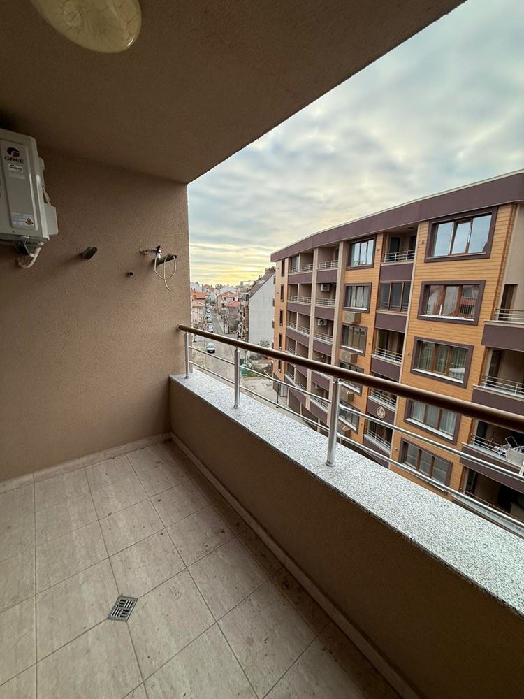 Brand-New One-Bedroom Apartment in Pomorie with No Maintenance Fee – Ready to Move In
