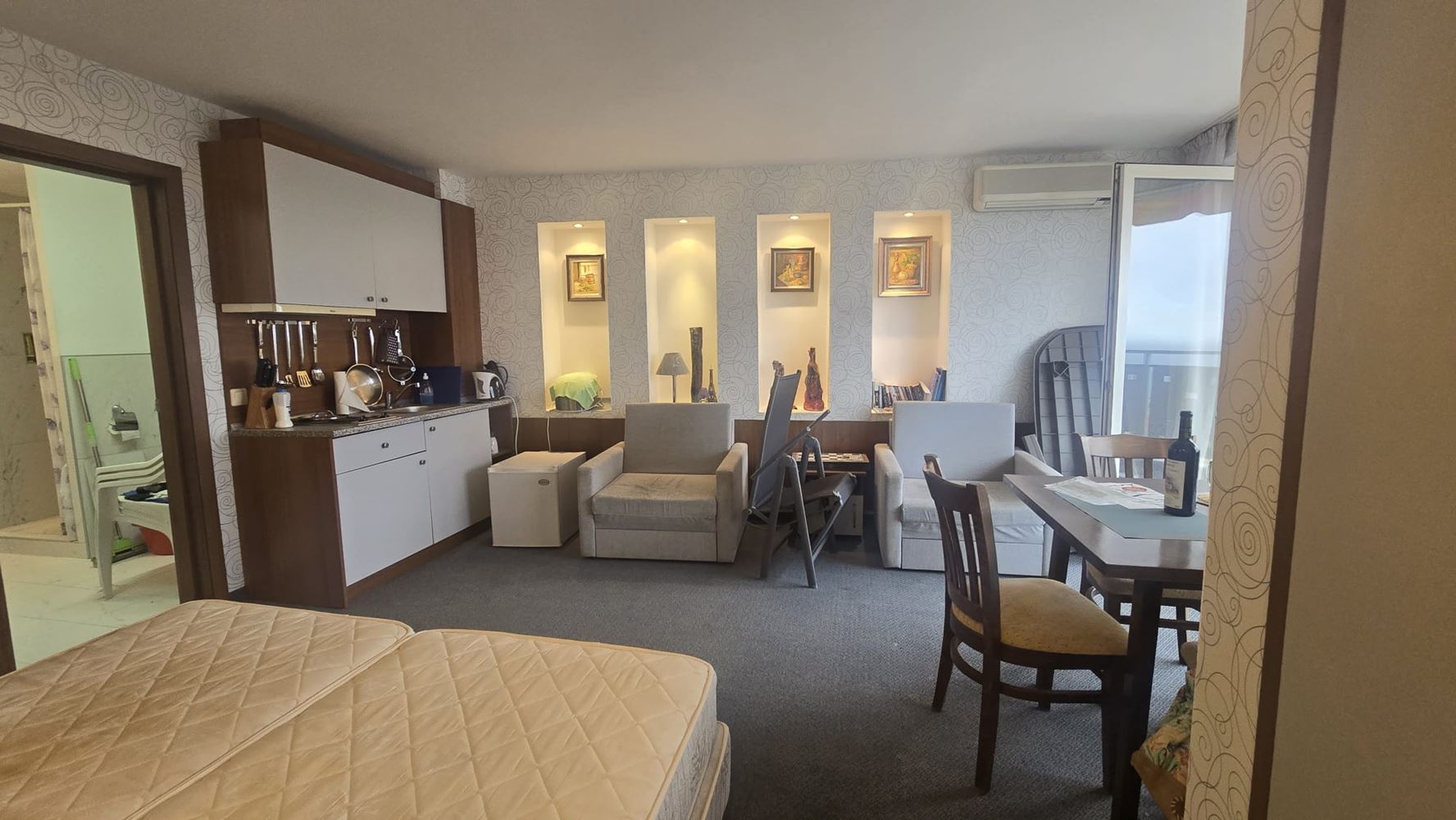Large Studio in Sveti Vlas with Excellent Space, Convenient Location and Fully Ready to Move In