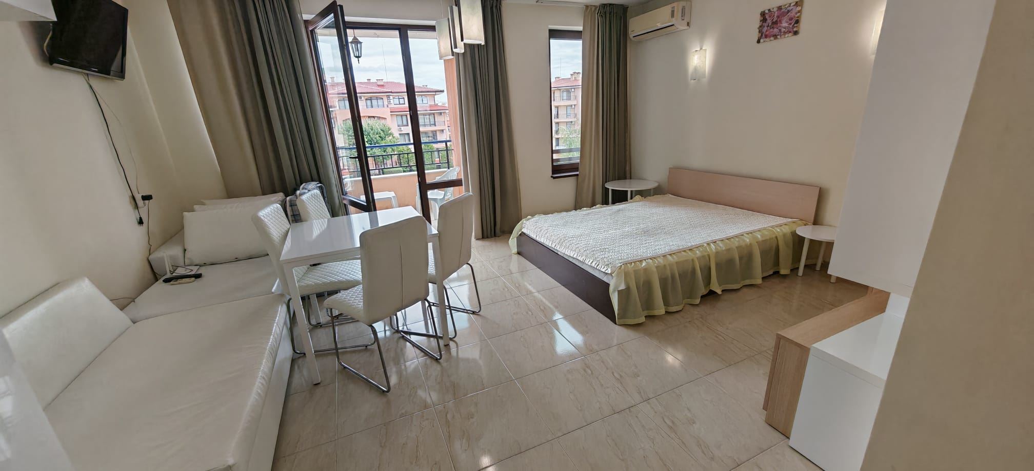 Cozy studio just steps from the sea in Sveti Vlas – the perfect balance between comfort, location, and investment