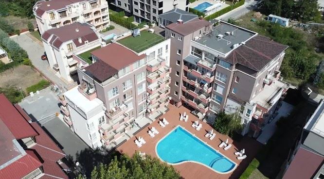 One-bedroom apartment with potential in the greenest part of Sunny Beach