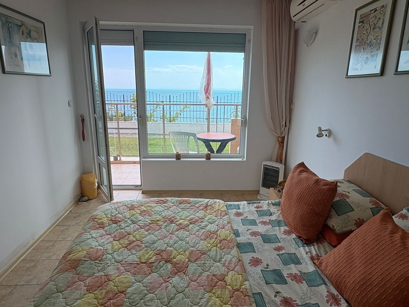 One-Bedroom Apartment with Direct Sea View in Sveti Vlas – Comfort, Tranquility and Resort Lifestyle