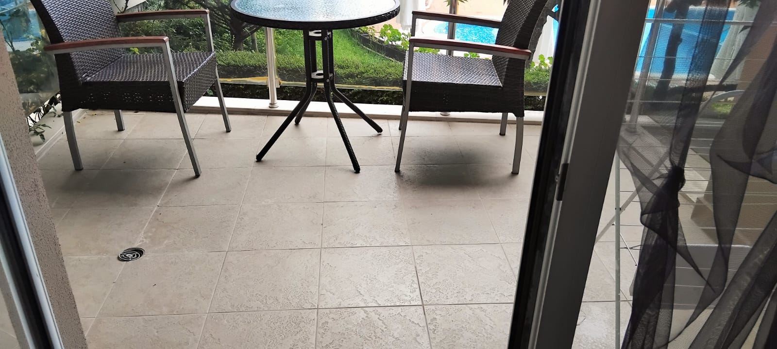 Spacious studio with pool view in a quiet complex in Sveti Vlas – comfort and coziness by the sea
