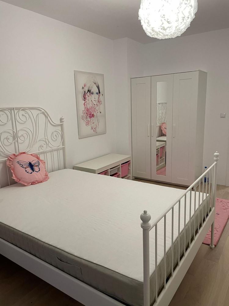 Spacious Five-Room Apartment with Sea Panorama in Pomorie – Comfort, Style and Functionality for a Large Family