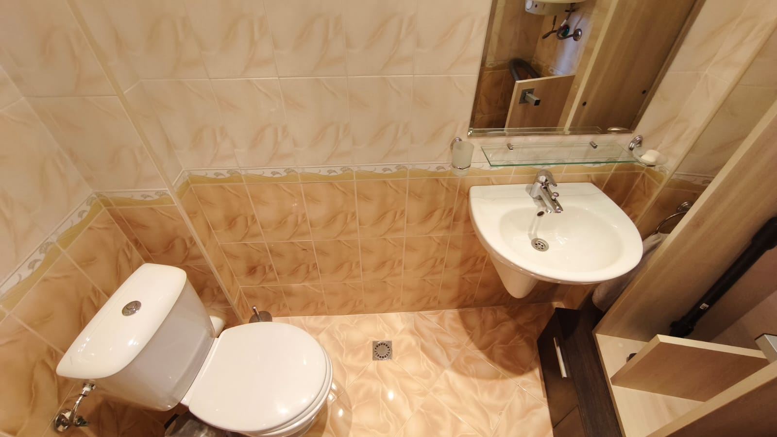 Spacious Two-Bedroom Apartment with Sea View in Sveti Vlas, 200 Meters from the Beach