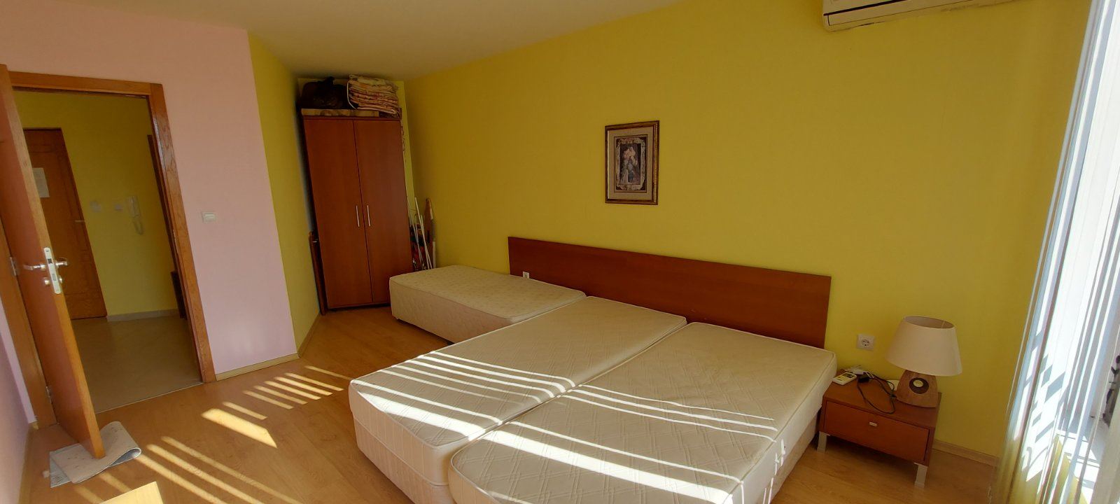 Spacious One-Bedroom Apartment in a Complex with a Swimming Pool and Excellent Amenities in Sunny Beach