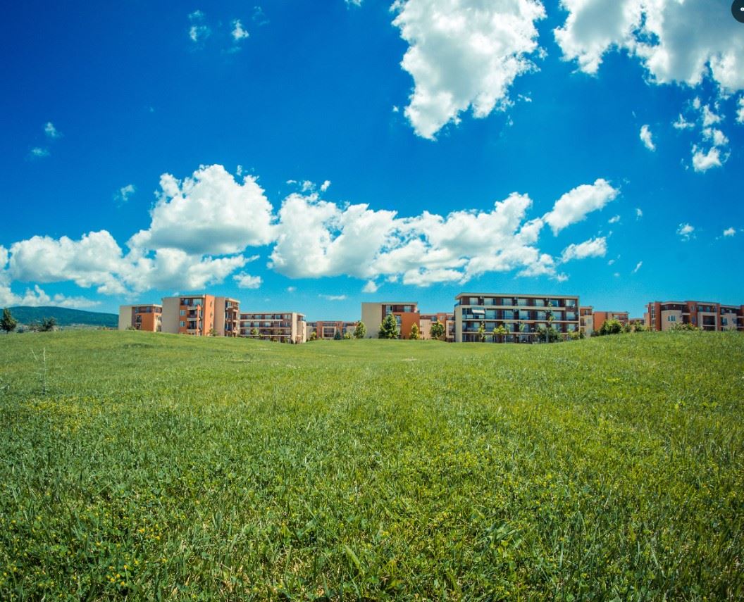 Furnished Studio with Pool View in an Excellent Complex Near the Aquapark in Sunny Beach