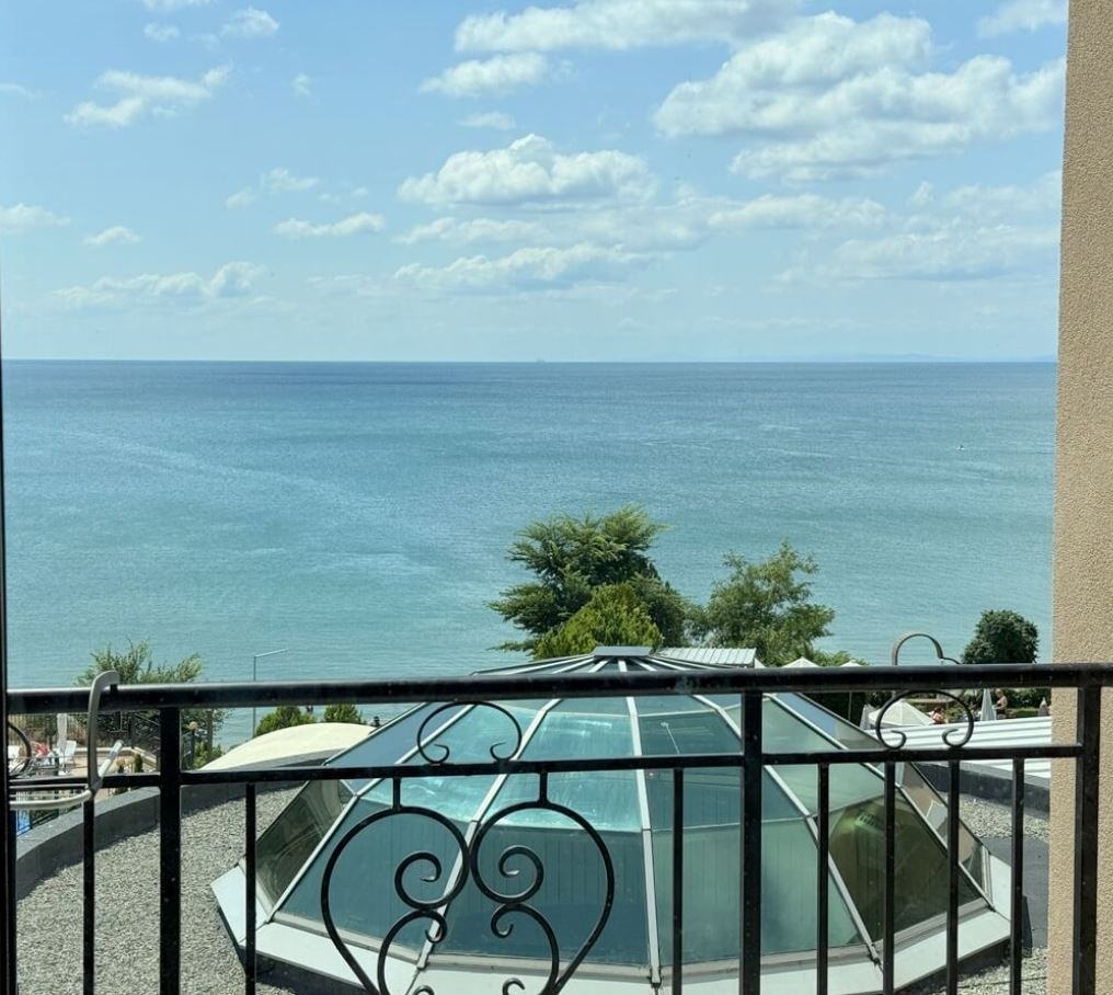 Luxury Studio with Sea View in the Heart of Sveti Vlas
