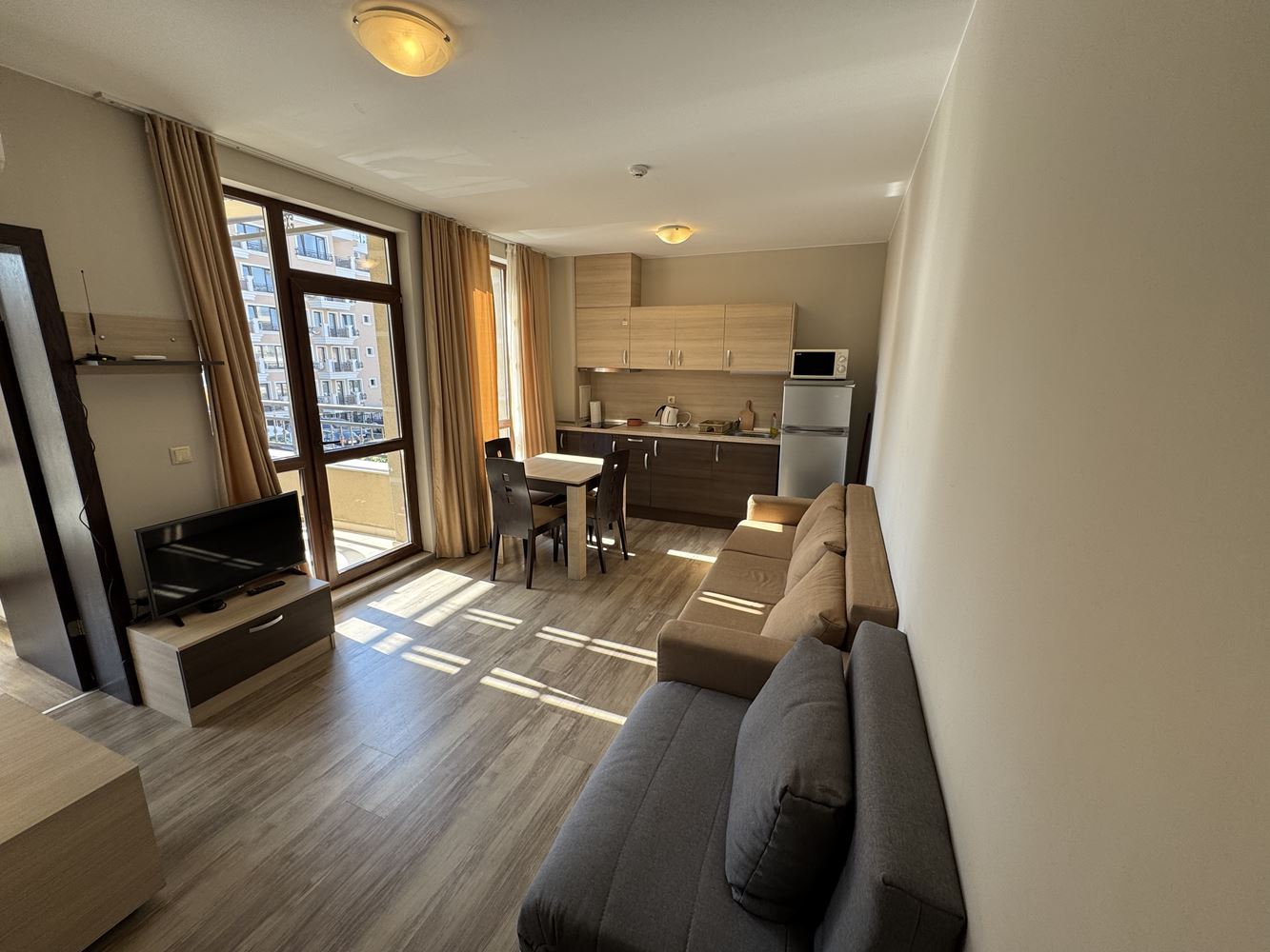 One-bedroom apartment in a modern complex in Sveti Vlas – a cosy property ready to move in