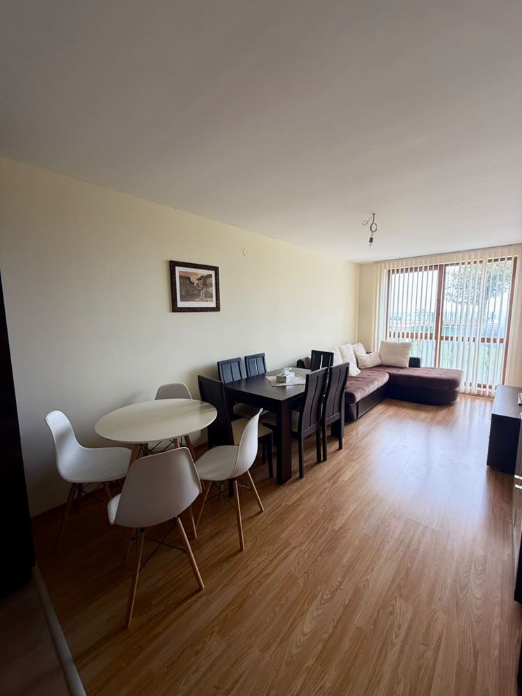 Cozy apartment in Sveti Vlas on the ground floor – sea, mountain and luxury complex